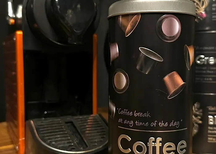 La Black / Les Romantiques A Centre Historique *