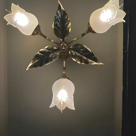 La Black / Les Romantiques A Centre Historique Lägenhet *