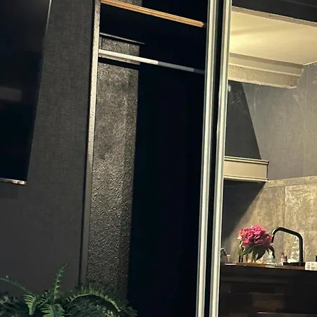 Lägenhet La Black / Les Romantiques A Centre Historique *