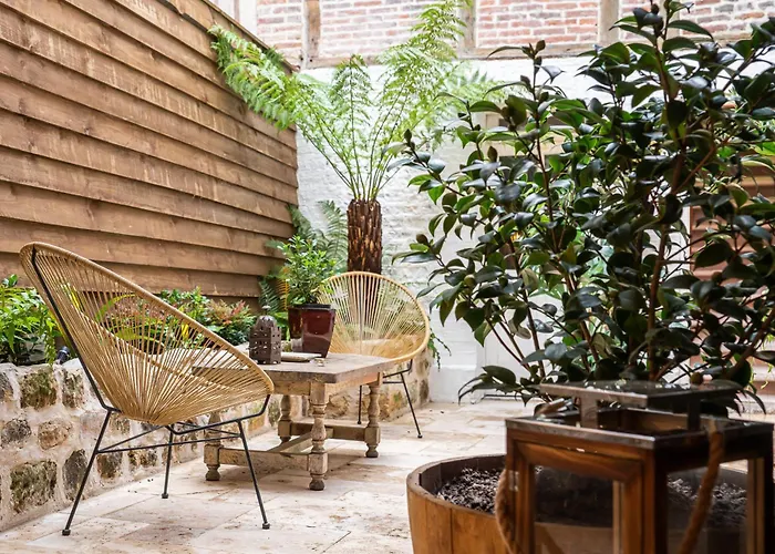 La Black / Les Romantiques à Centre Historique Appartement