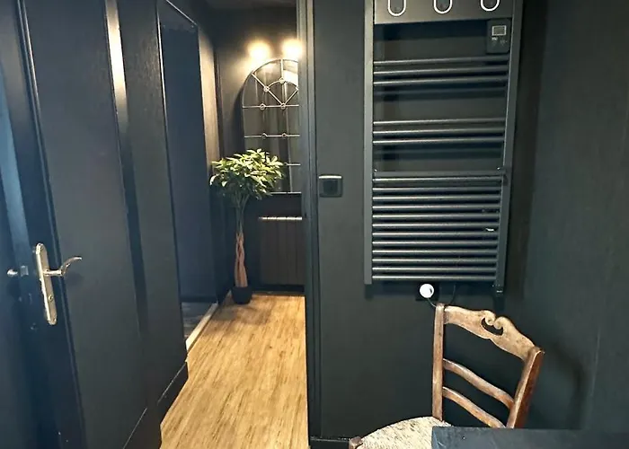 La Black / Les Romantiques à Centre Historique Appartement *