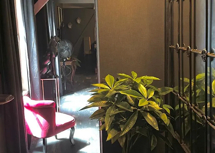 La Black / Les Romantiques à Centre Historique Appartement